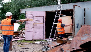 Демонтаж гаражей в Искитиме, цена от 1795 руб. – услуги под ключ от 2Землекопа-Скм