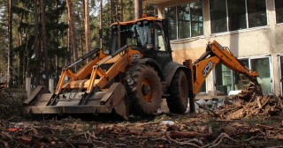Расчистка участка Искитим, цена от 5278 руб.