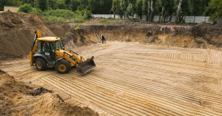 Разработка котлована Искитим, цена от 317 руб./м3.